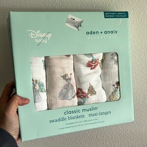 Disney Aden + Anais essentials Princess Classic muslin
